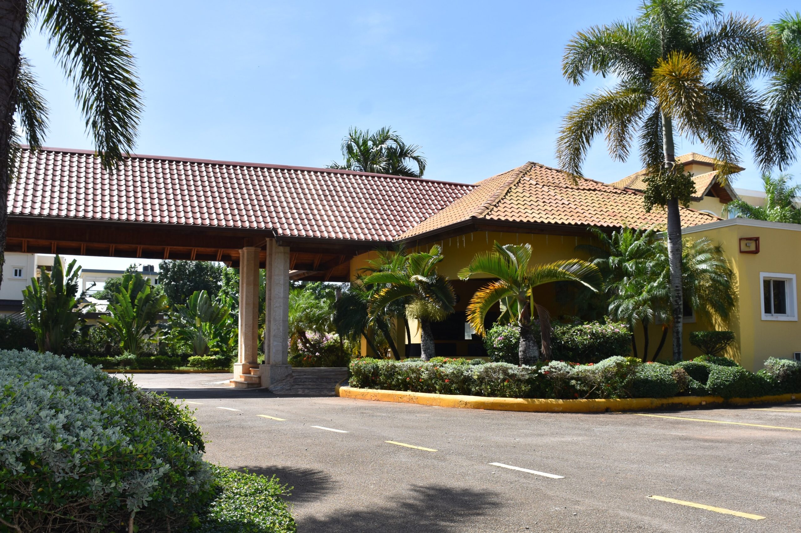 Front lobby entrance.